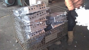 die-cast-aluminum-injection-molding-300px.jpg
