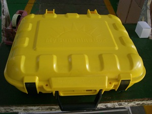 plastic-injection-molding-enclosure-ABS-300px.jpg